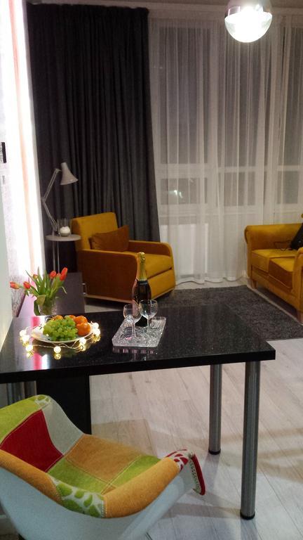 Apartamenty Centrum Krawiecka Zielona Góra Extérieur photo